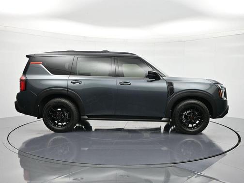 Alpine Metallic/Super Black 2026 Nissan Armada PRO-4X