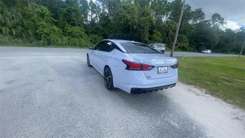 2025 Nissan Altima SR FWD