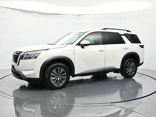 2025 Nissan Pathfinder SV FWD