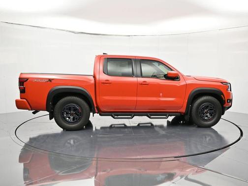 2025 Nissan Frontier PRO-X