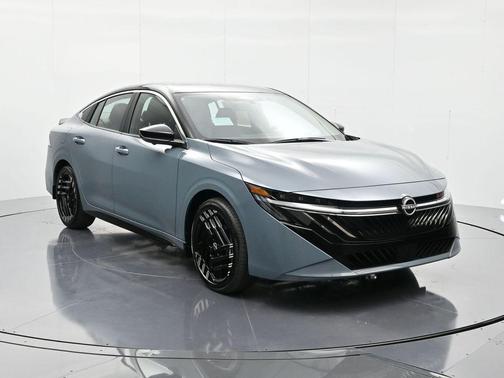 Atlantic Gray Metallic/Super Black 2026 Nissan Sentra SR