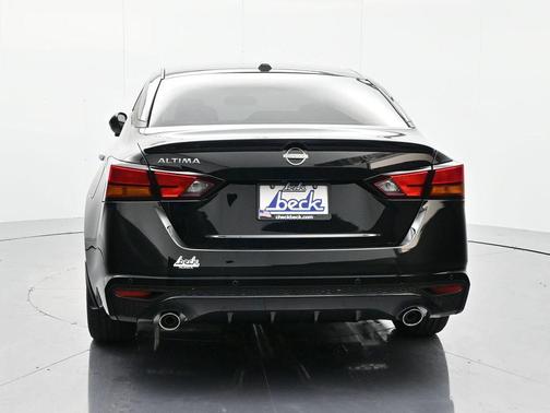 Super Black 2025 Nissan Altima 2.5 SV