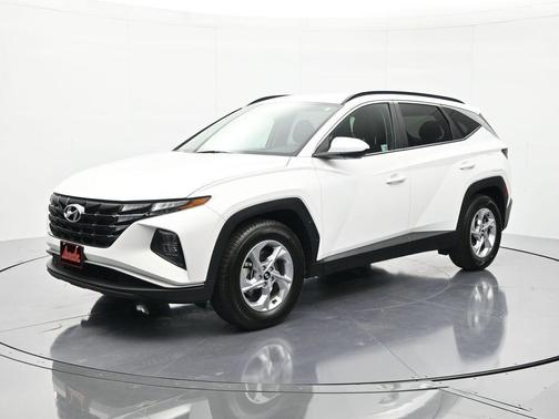 White Pearl 2024 Hyundai TUCSON SEL