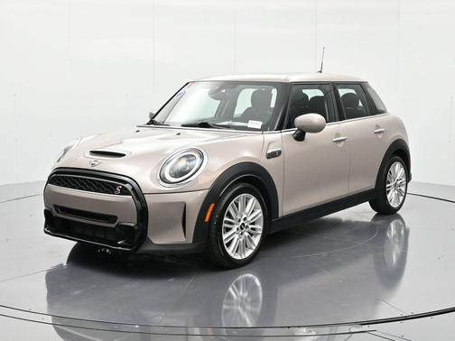 2024 MINI Hardtop Cooper S