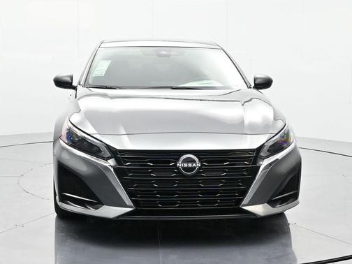 2025 Nissan Altima S FWD