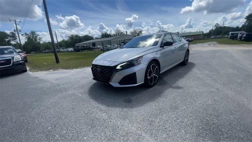 2024 Nissan Altima SR FWD