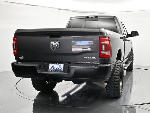 2021 RAM 2500 Tradesman Crew Cab 4x4 6'4' Box