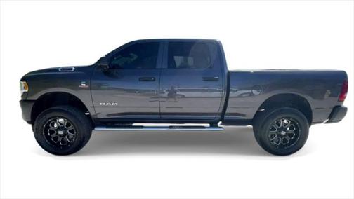 2021 RAM 2500 Tradesman Crew Cab 4x4 6'4' Box