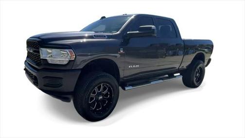 2021 RAM 2500 Tradesman Crew Cab 4x4 6'4' Box