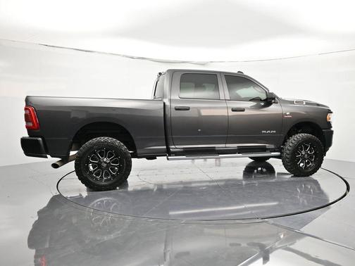 2021 RAM 2500 Tradesman Crew Cab 4x4 6'4' Box