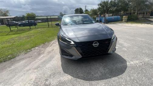 2025 Nissan Altima SR FWD