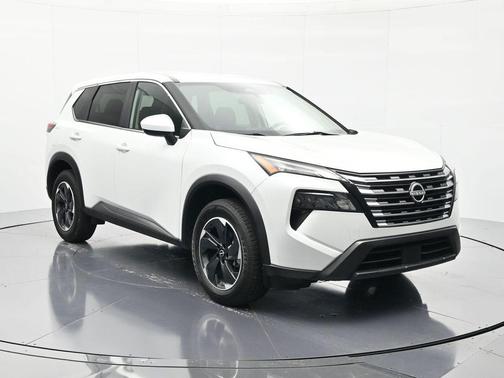 White Pearl 2024 Nissan Rogue SV