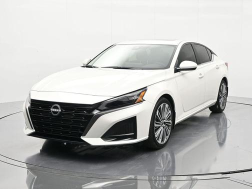2026 Nissan Altima 2.5 SV