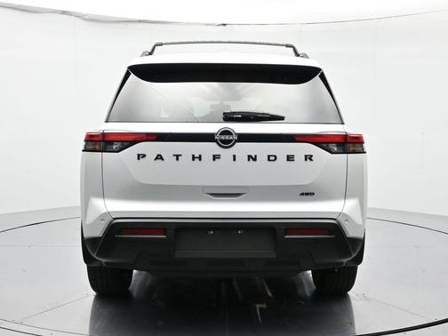 2025 Nissan Pathfinder SV 4WD