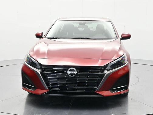 Scarlet Ember Tintcoat 2026 Nissan Altima 2.5 SV