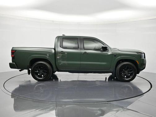 Tactical Green Metallic 2026 Nissan Frontier SV