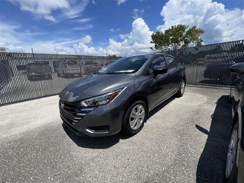 2025 Nissan Versa 1.6 S