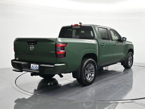 Tactical Green Metallic 2026 Nissan Frontier SV