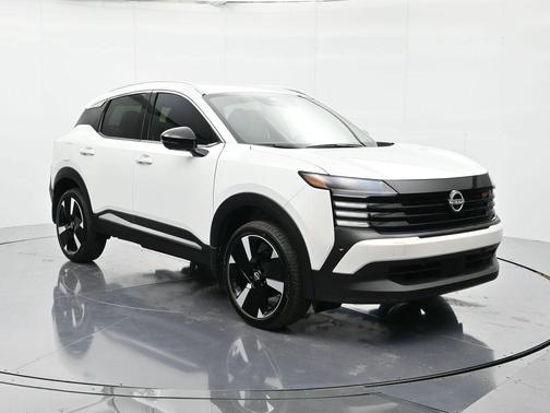 Aspen White Tricoat 2026 Nissan Kicks SR