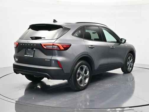 Gray Metallic 2025 Ford Escape ST-Line Select