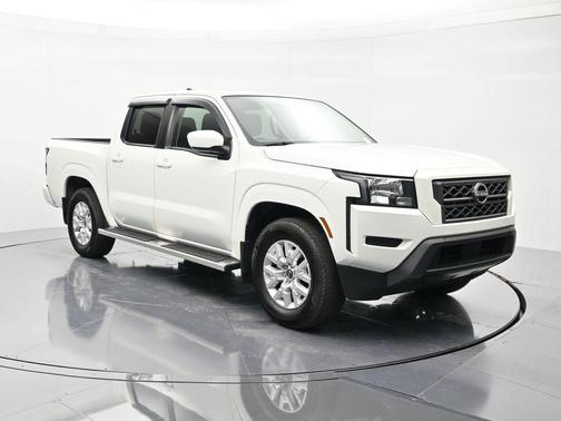 Glacier White 2023 Nissan Frontier SV
