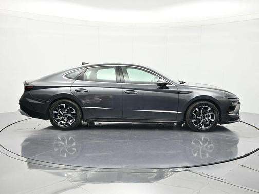 Gray 2025 Hyundai SONATA SEL
