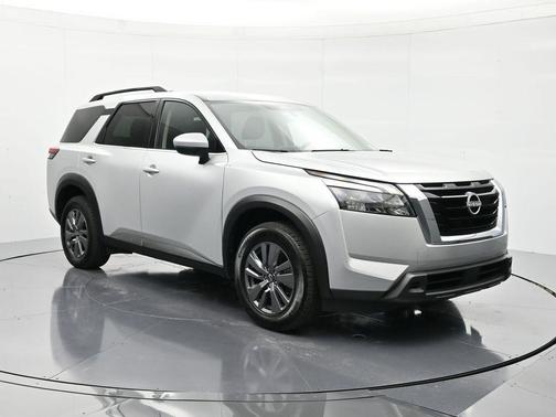 2024 Nissan Pathfinder SV FWD