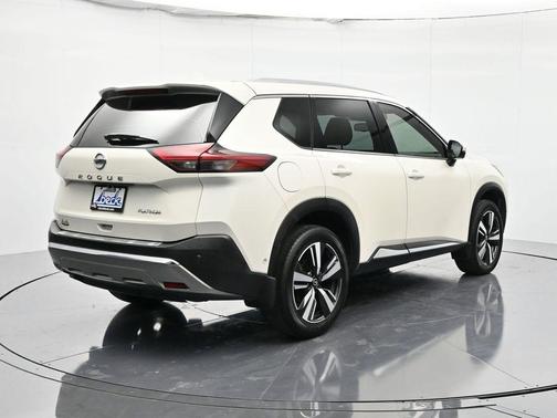 2021 Nissan Rogue Platinum