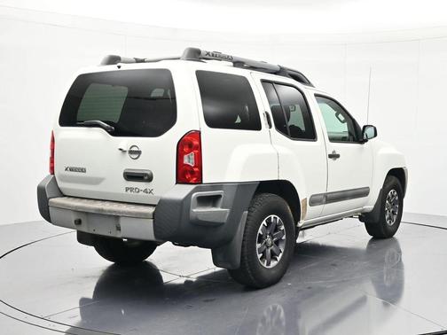Glacier 2015 Nissan Xterra PRO-4X
