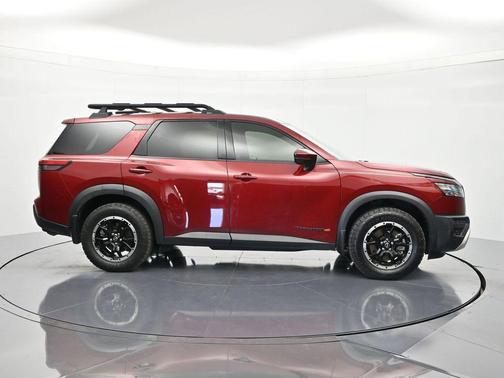 Scarlet 2023 Nissan Pathfinder Rock Creek 4WD