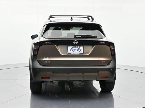 Canyon Bronze Metallic 2026 Nissan Kicks SR
