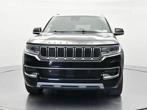 Diamond Black Crystal Pearlcoat 2024 Jeep Wagoneer Series II 4x2