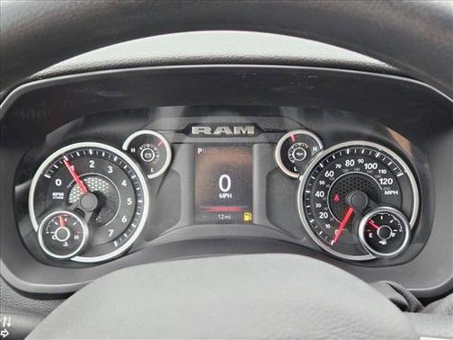 2025 RAM 2500 Tradesman Crew Cab 4x4 6'4' Box