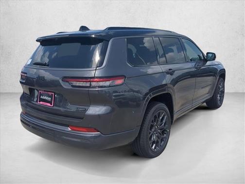 Baltic Gray Metallic Clearcoat 2026 Jeep Grand Cherokee L Summit
