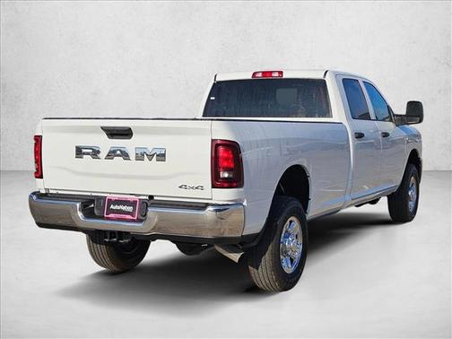 2026 RAM 2500 Tradesman Crew Cab 4x4 8' Box