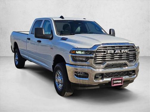 2026 RAM 2500 Tradesman Crew Cab 4x4 8' Box