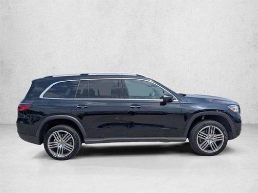 Black 2025 Mercedes-Benz GLS 450 4MATIC