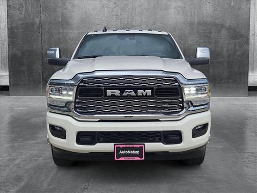 2024 RAM 3500 Limited Crew Cab 4x4 8' Box