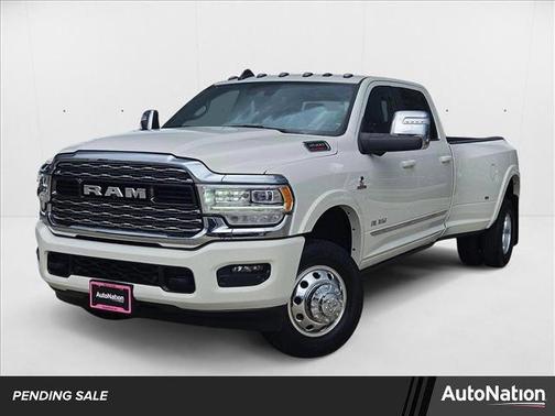 2024 RAM 3500 Limited Crew Cab 4x4 8' Box
