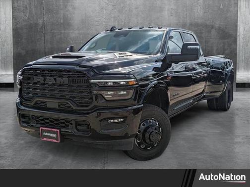 2025 RAM 3500 Limited Crew Cab 4x4 8' Box