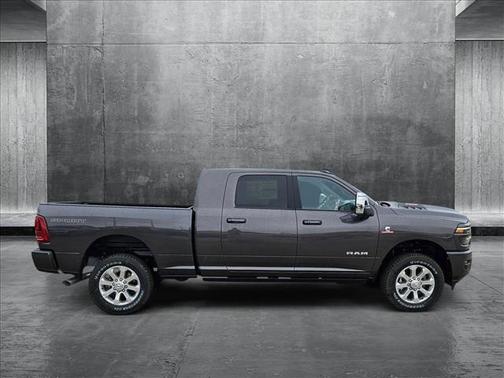 2025 RAM 2500 Laramie Crew Cab 4x4 6'4' Box