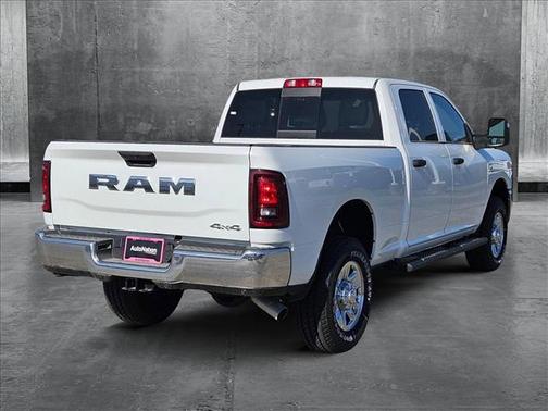 2025 RAM 2500 Tradesman Crew Cab 4x4 6'4' Box