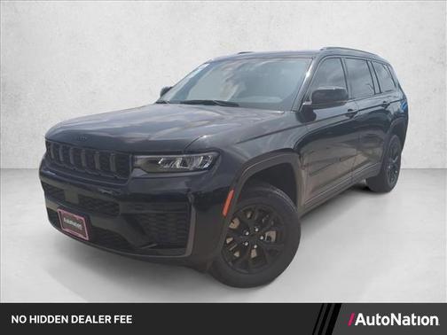 Diamond Black Crystal Pearlcoat 2026 Jeep Grand Cherokee L Altitude