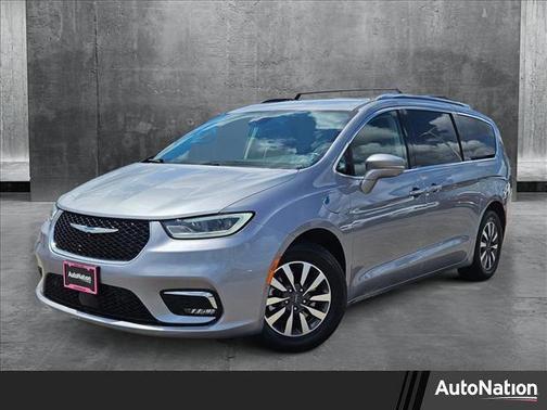 2021 Chrysler Pacifica Hybrid Touring L