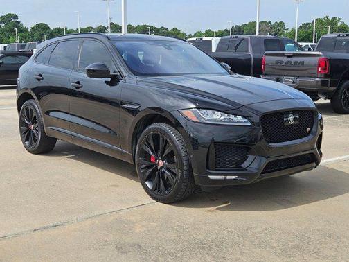 2018 Jaguar F-PACE S