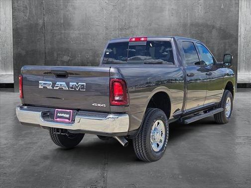 2025 RAM 2500 Tradesman Crew Cab 4x4 6'4' Box