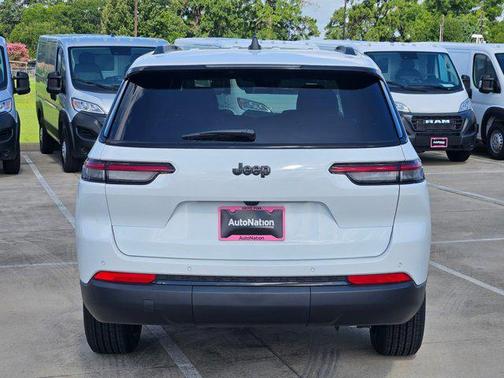 2025 Jeep Grand Cherokee L Altitude