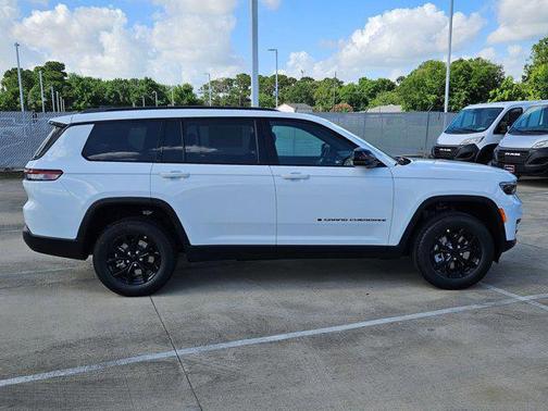 2025 Jeep Grand Cherokee L Altitude