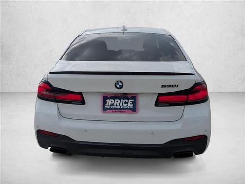 2021 BMW 530 530i