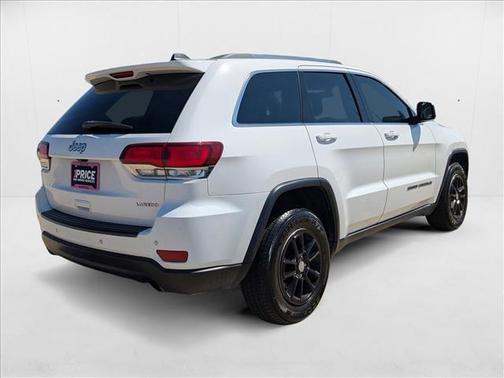 2020 Jeep Grand Cherokee Laredo